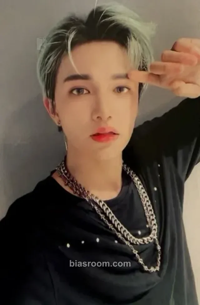 BAE173 - Bit - Peak Time  Album trading card album photocard