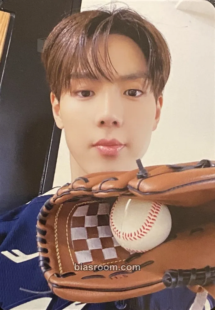 Shownu THE X Photocard - MONSTA X - MONSTA X K-pop photocard