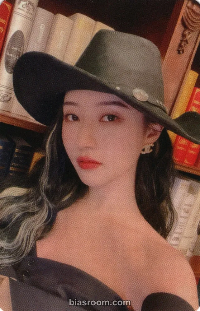 SuA VirtuouS Photocard - Dreamcatcher - Dreamcatcher K-pop photocard