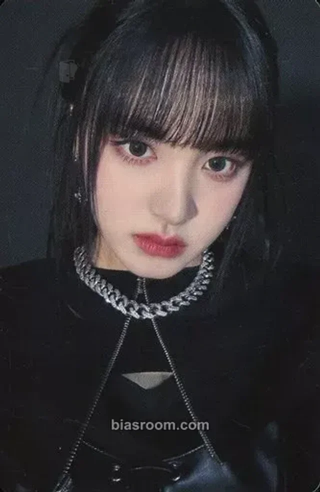 IVE - Liz - WAVE Album hi touch event B version