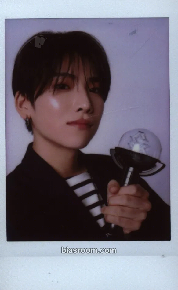Yuma 2023 FANTOUR LUNÉ MARE : 月波 Photocard - &TEAM - &TEAM K-pop photocard
