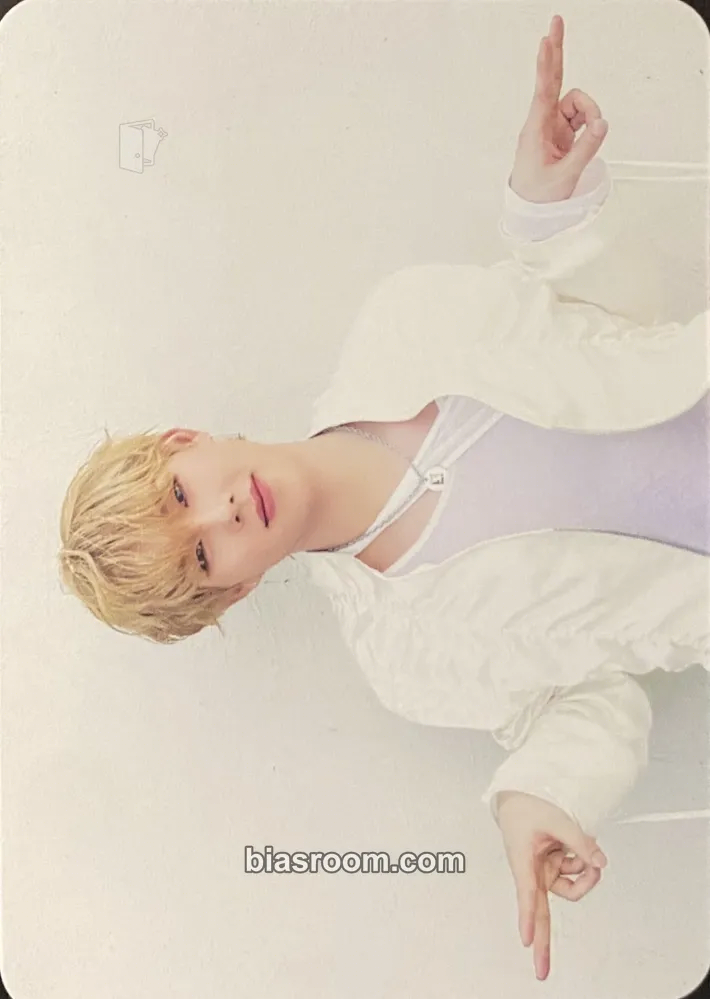 Joohoney Lights Photocard - MONSTA X - MONSTA X K-pop photocard