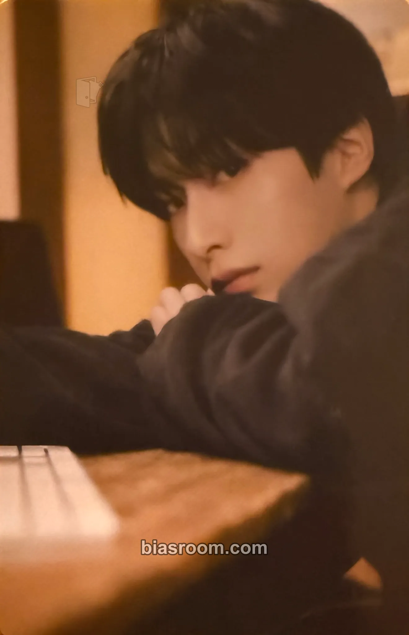 Xion Camellia Photocard - ONEUS - ONEUS K-pop photocard