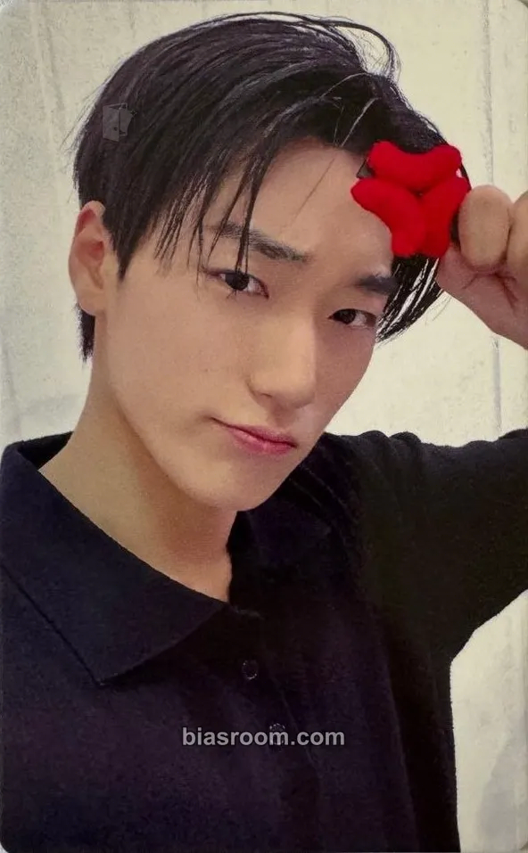 San GOLDEN HOUR : Part.3 Photocard - ATEEZ - ATEEZ K-pop photocard