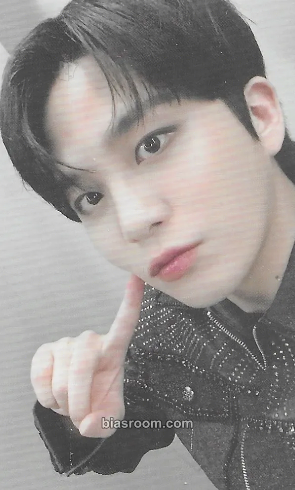 Jongho Towards The Light : Will To Power World Tour 2024 - 2025 Photocard - ATEEZ - ATEEZ K-pop photocard