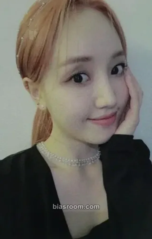 Cherry Bullet - Haeyoon - Cherry Wish Album pob (pre-order benefit) ktown4u