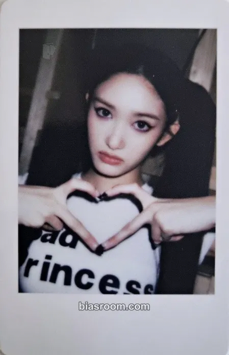 Leeseo IVE SECRET Photocard - IVE - IVE K-pop photocard