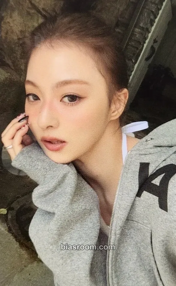 Nagyung From Our 20s Photocard - fromis_9 - fromis_9 K-pop photocard