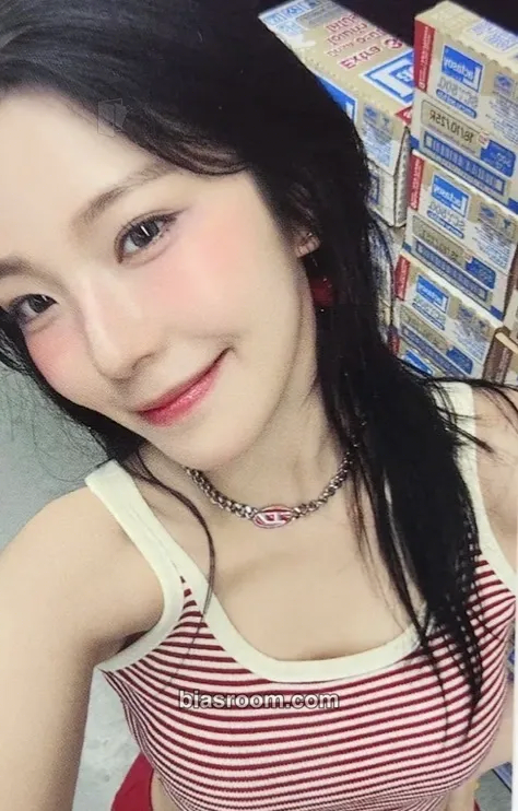 Jiheon From Our 20s Photocard - fromis_9 - fromis_9 K-pop photocard