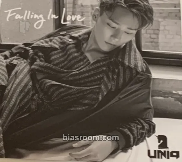 UNIQ - Sungjoo - Falling in Love Album random version album inclusion jacket card