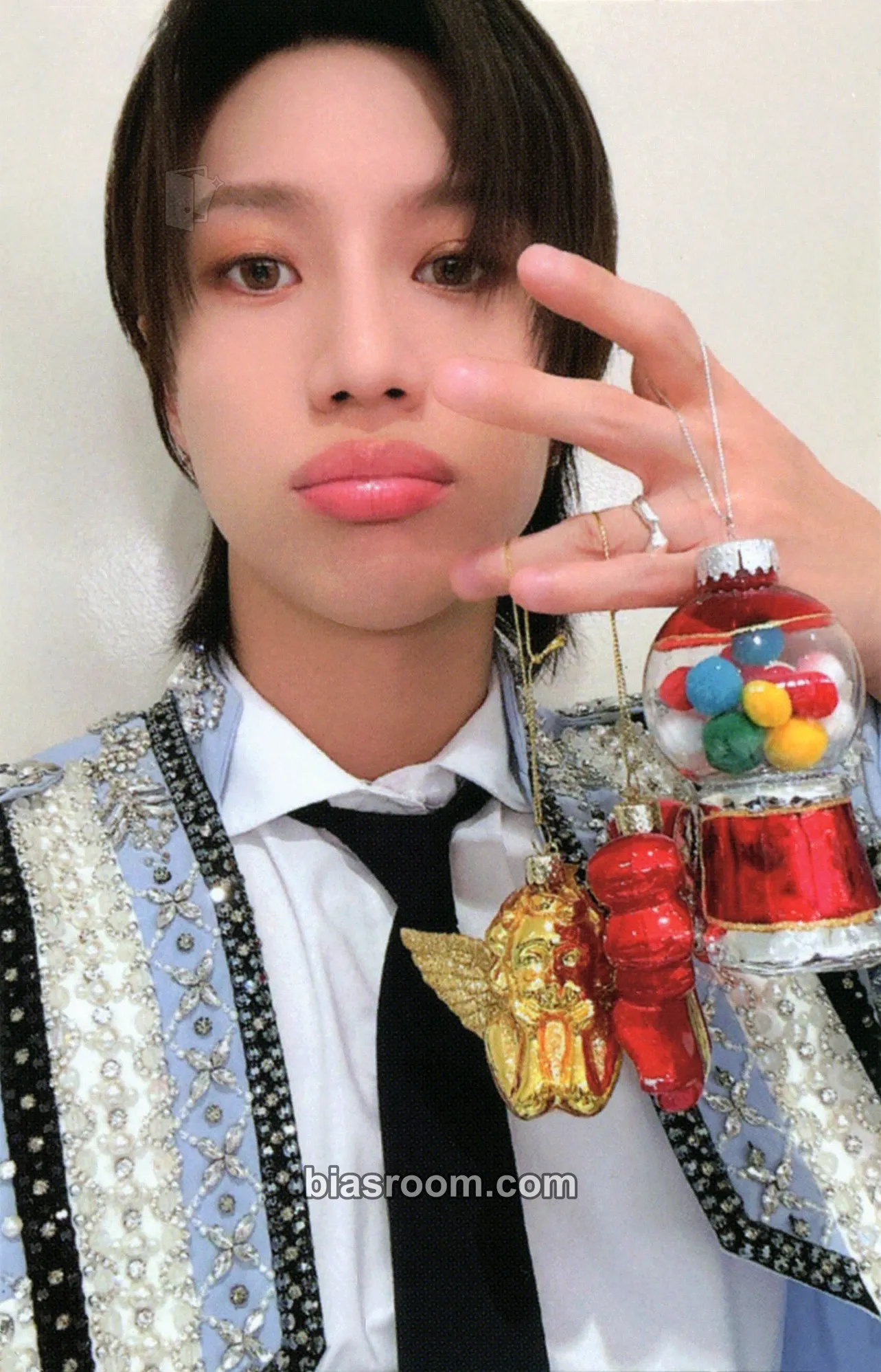 Taemin Pink Christmas Photocard - SHINee - SHINee K-pop photocard