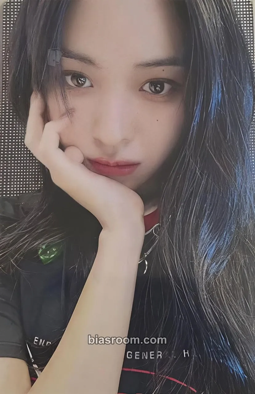 Ryujin MIDZY Japan 2nd Anniversary Photocard - ITZY - ITZY K-pop photocard
