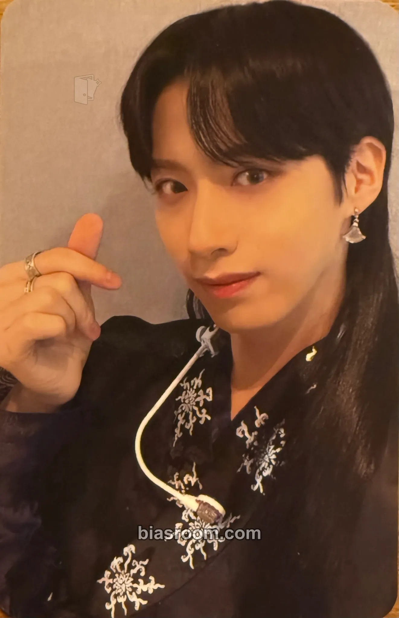 Xion BLOOD MOON Photocard - ONEUS - ONEUS K-pop photocard
