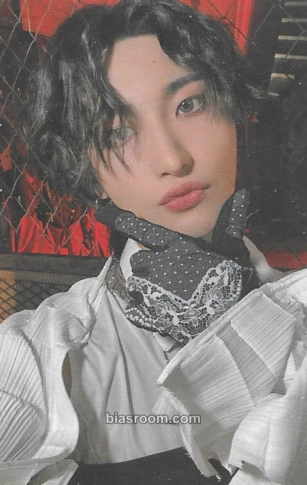 Seonghwa POP-UP: THE WORLD EP.FIN : WILL (Soundwave) Photocard - ATEEZ - ATEEZ K-pop photocard