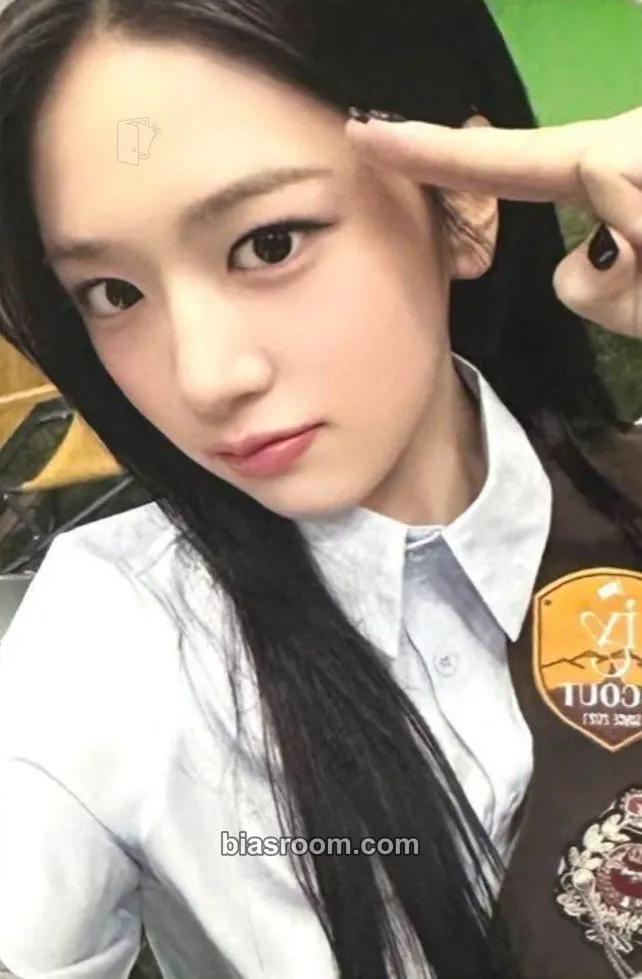Yujin IVE SCOUT: 3rd Fan Concert Photocard - IVE - IVE K-pop photocard