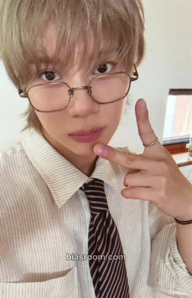 Taemin - Taemin - 2025 Season's Greetings: Perfect Days Other season's greetings