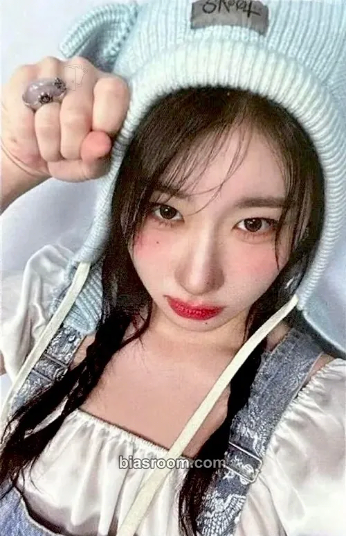 Chaeryeong The 3rd Fan Meeting ITZY, MIDZY, Let's Fly! "Cells of Faith" Photocard - ITZY - ITZY K-pop photocard