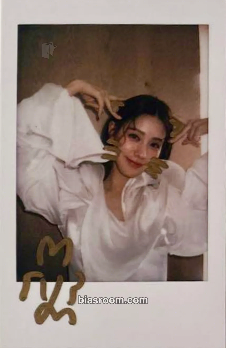 Miyeon Miyeon x Citer Magazine Photocard - i-dle - i-dle K-pop photocard