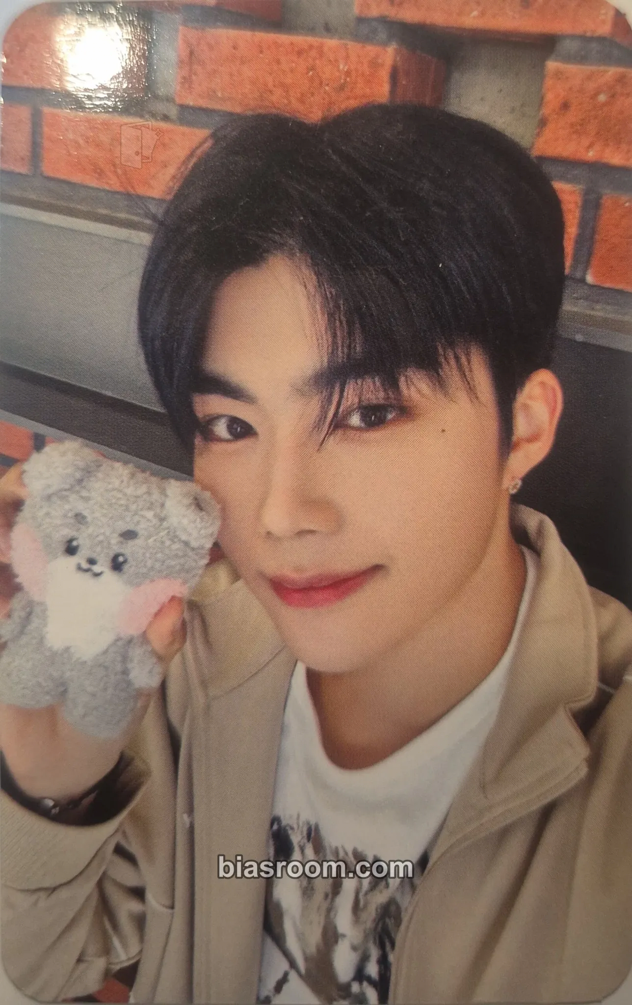 Gunwook ZB1 x LINE FRIENDS Photocard - ZEROBASEONE - ZEROBASEONE K-pop photocard