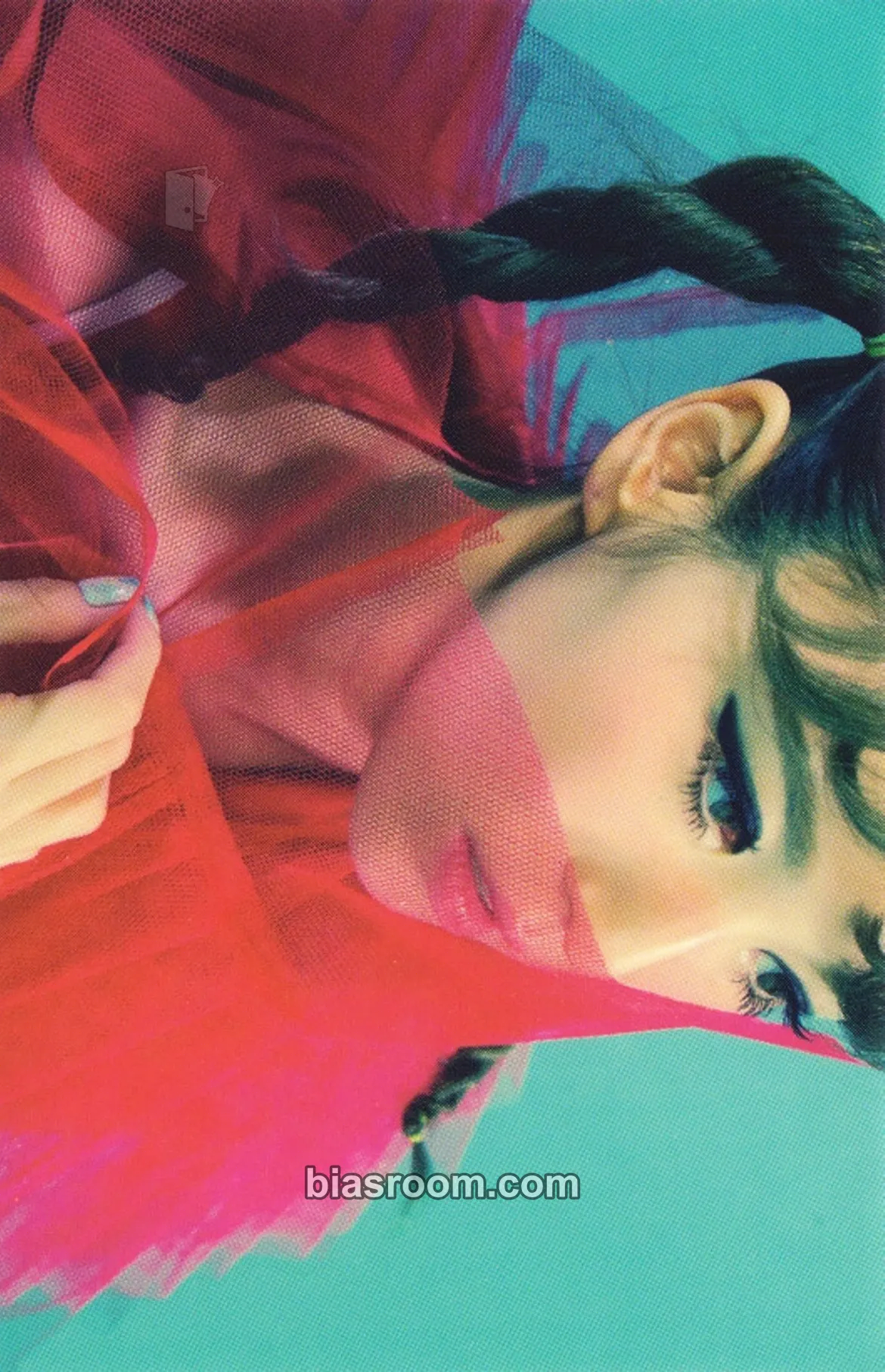 Wendy Russian Roulette Photocard - Red Velvet - Red Velvet K-pop photocard
