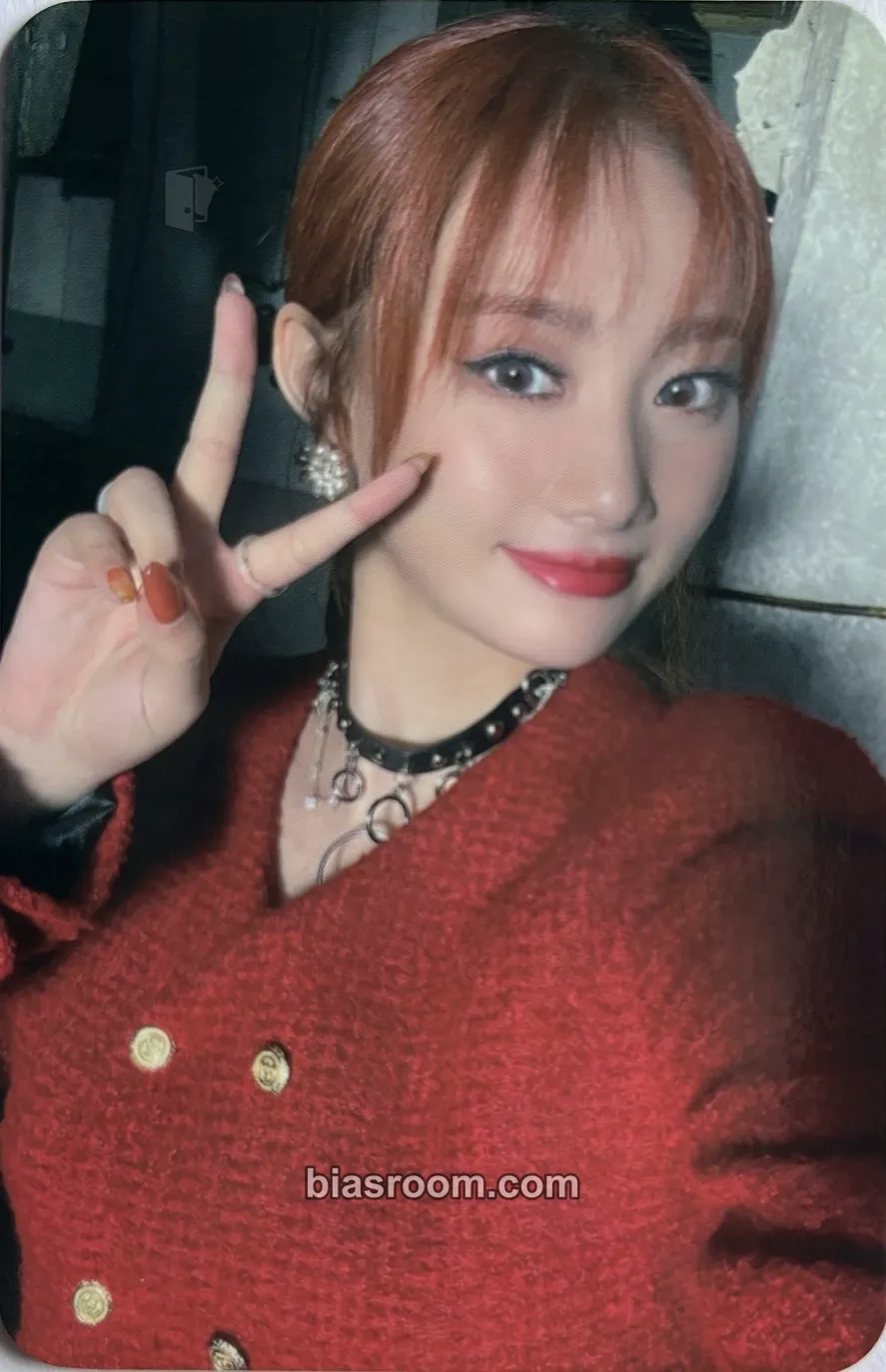Nahyun Icons Photocard - Hot Issue - Hot Issue K-pop photocard
