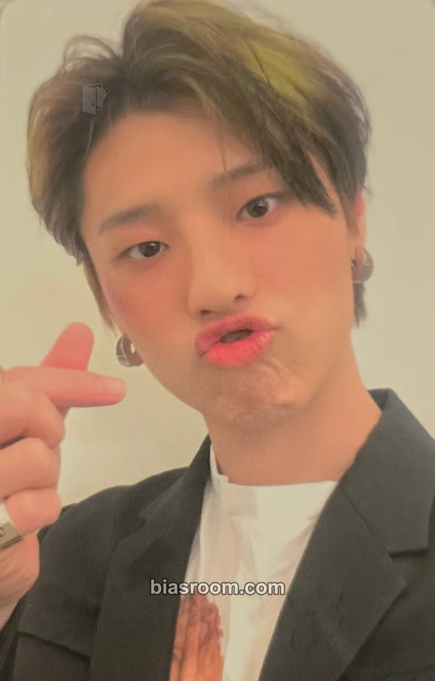WOODZ Colorful Trauma Photocard - WOODZ K-pop photocard