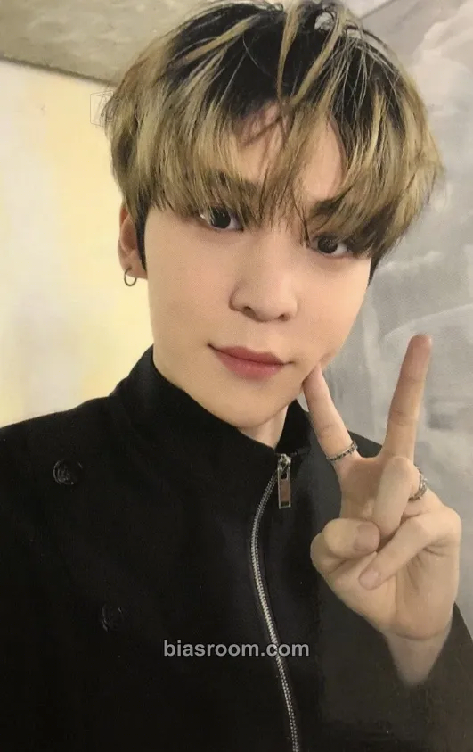 Yunho Limitless Photocard - ATEEZ - ATEEZ K-pop photocard