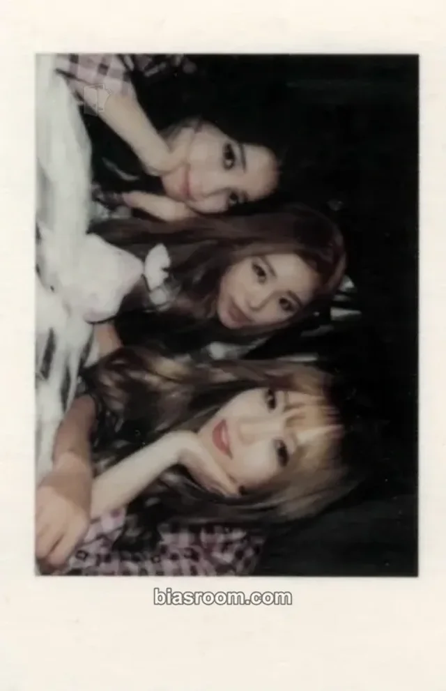 MAMAMOO - Solar & Wheein - Melting Album kihno version polaroid set