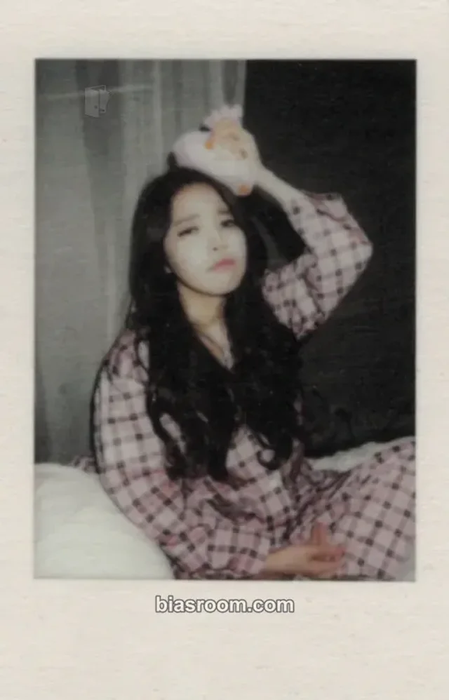 MAMAMOO - Solar - Melting Album kihno version polaroid set