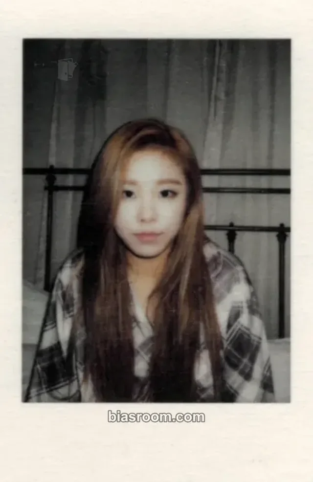 MAMAMOO - Wheein - Melting Album kihno version polaroid set