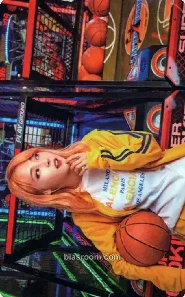 MAMAMOO - Moonbyul - Selfish Album kihno version photocard set album photocard solo album