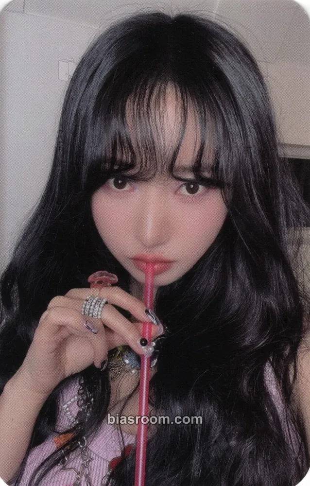 SuA VirtuouS Photocard - Dreamcatcher - Dreamcatcher K-pop photocard