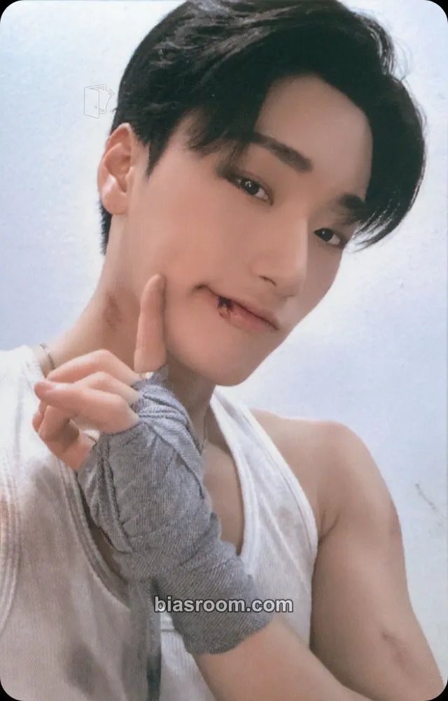 San THE WORLD EP.2 : OUTLAW Photocard - ATEEZ - ATEEZ K-pop photocard