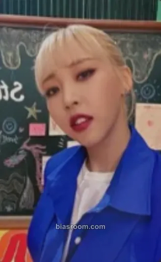 Moonbyul C.I.T.T. (Cheese in the Trap) Photocard - MAMAMOO - MAMAMOO K-pop photocard