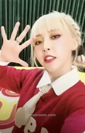 Moonbyul C.I.T.T. (Cheese in the Trap) Photocard - MAMAMOO - MAMAMOO K-pop photocard