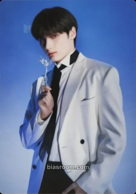 Huening Kai Act: Promise - EP.2 Photocard - TOMORROW X TOGETHER - TOMORROW X TOGETHER K-pop photocard