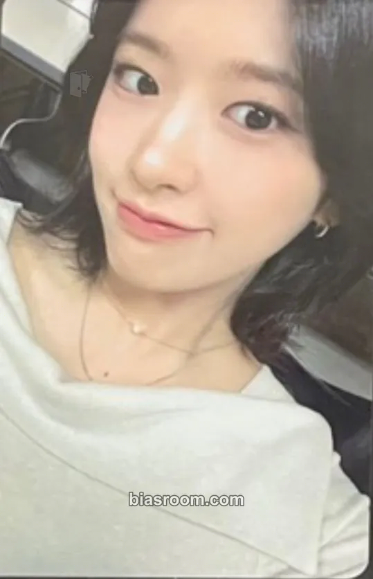 Yujin DIVE JAPAN Official Fanclub Photocard - IVE - IVE K-pop photocard