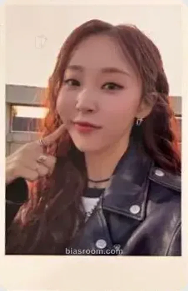 MAMAMOO - Moonbyul - Aurora Album purchase benefit japan offline special version