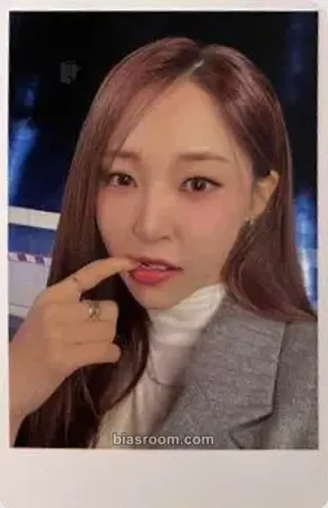 MAMAMOO - Moonbyul - Aurora Album purchase benefit japan offline special version