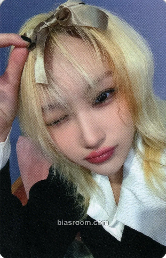 Siyeon My Christmas Sweet Love Photocard - Dreamcatcher - Dreamcatcher K-pop photocard