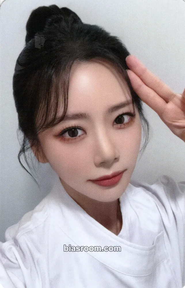 JiU My Christmas Sweet Love Photocard - Dreamcatcher - Dreamcatcher K-pop photocard