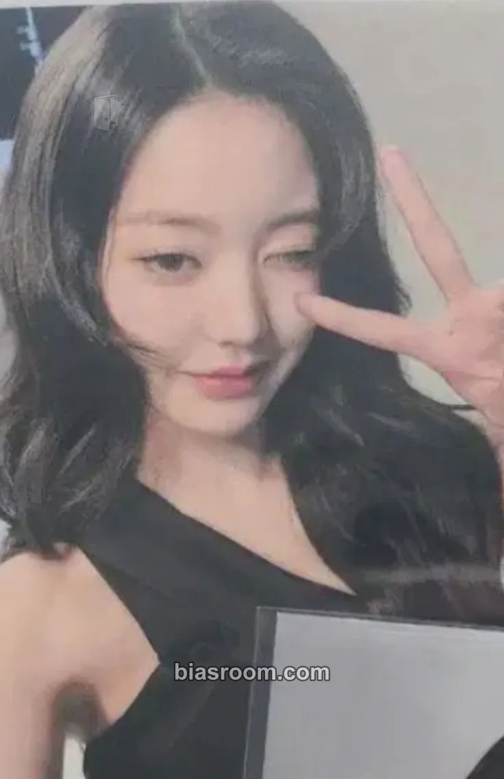 Wonyoung Wonyoung x Kérastase Photocard - IVE - IVE K-pop photocard