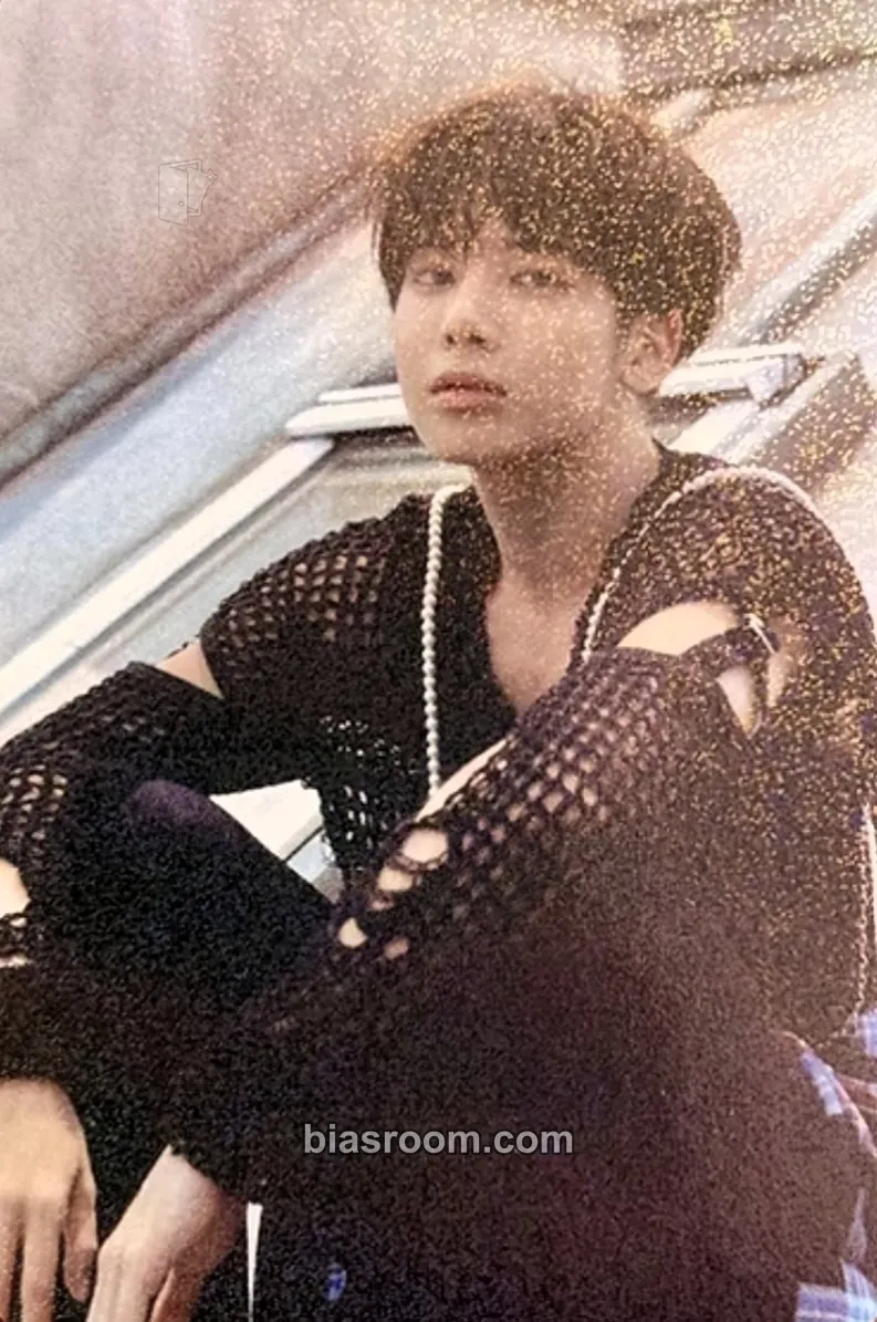 Taehyun The Name Chapter: Freefall Photocard - TOMORROW X TOGETHER - TOMORROW X TOGETHER K-pop photocard
