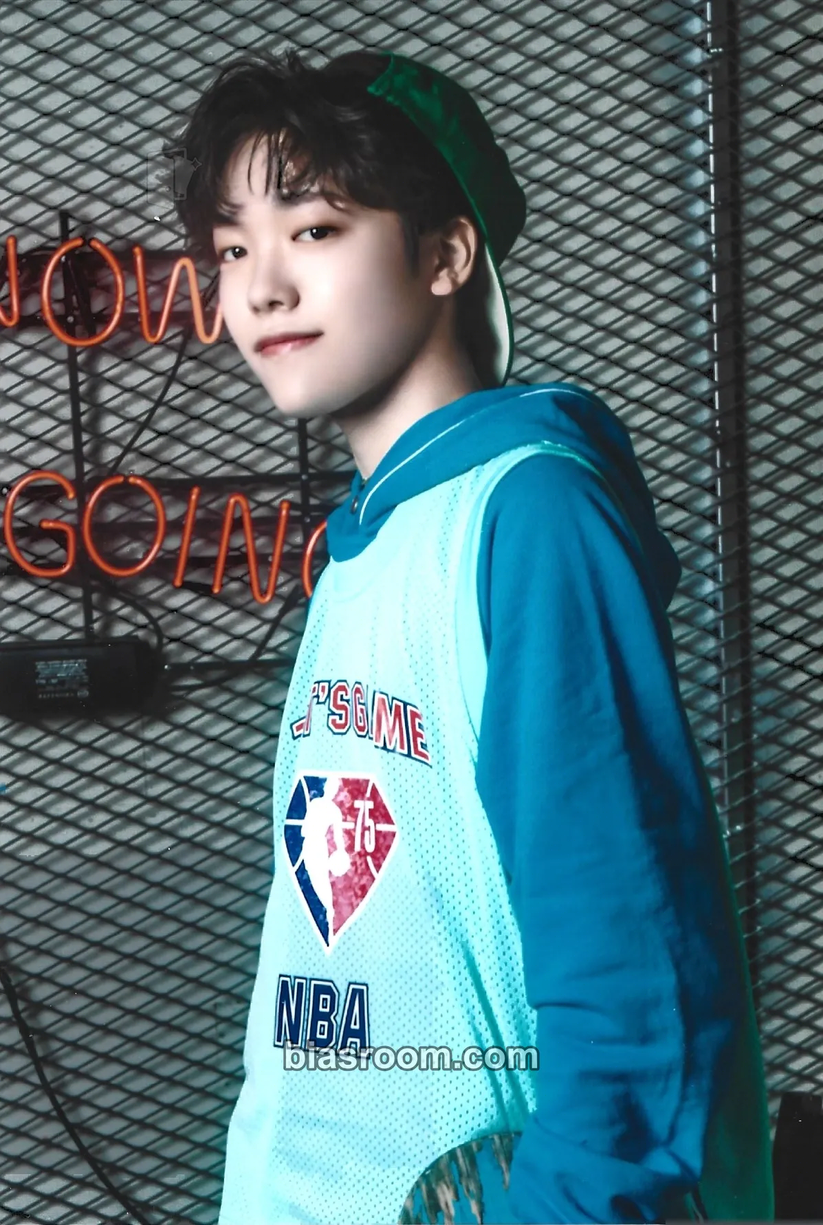 Yuto TOZ STORY - 2024 Season's Greetings Photocard - TOZ - TOZ K-pop photocard