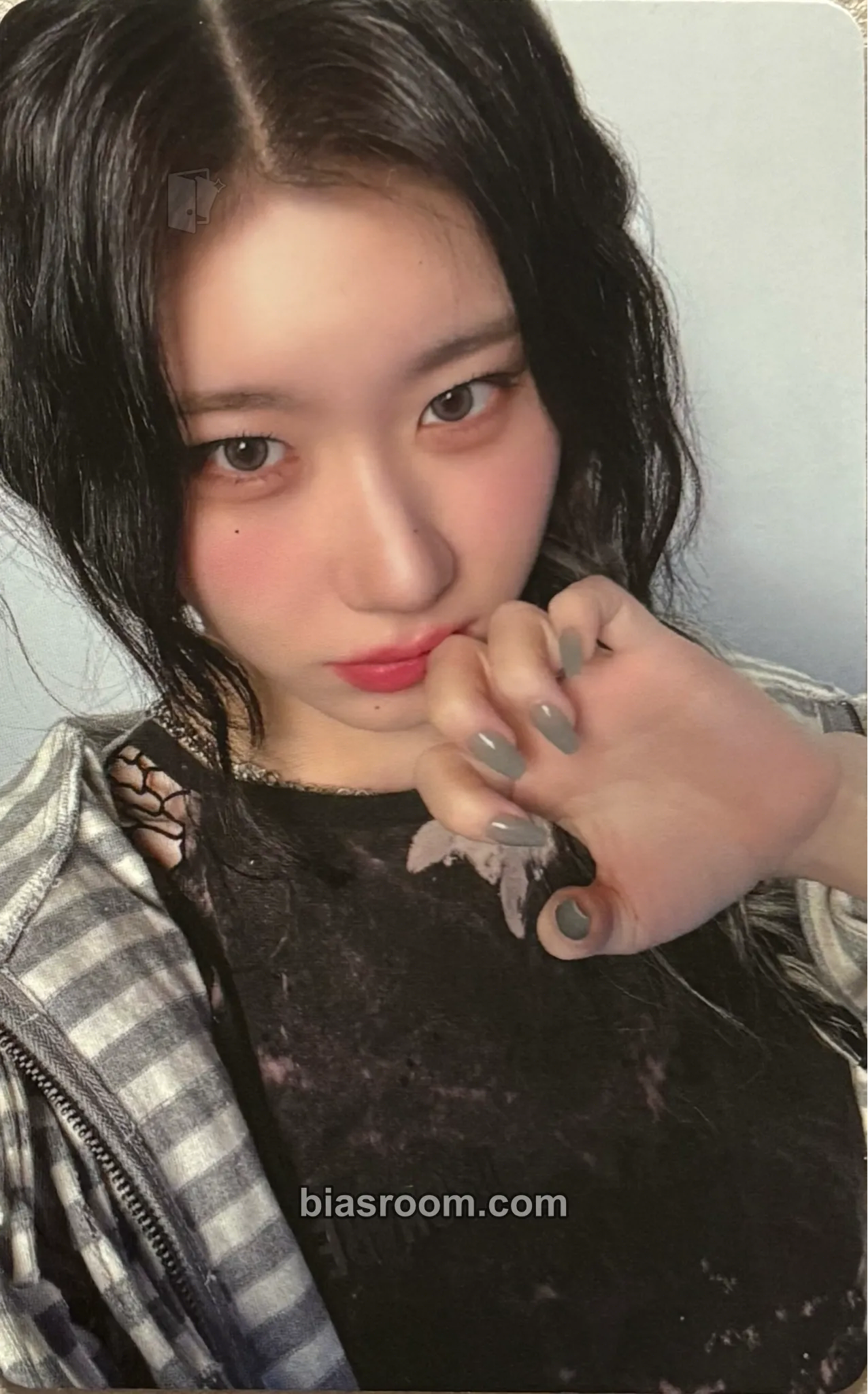 Chaeryeong ITZY 2nd World Tour 'Born To Be' Photocard - ITZY - ITZY K-pop photocard