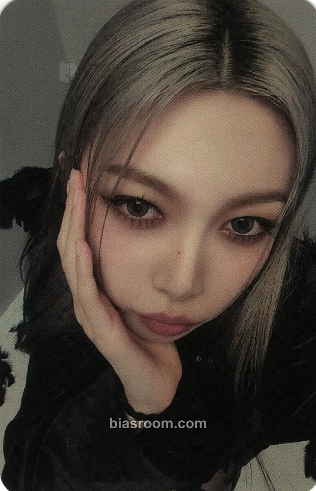 Dami Fallen Angels & Dreams Of Angels Photocard - Dreamcatcher - Dreamcatcher K-pop photocard