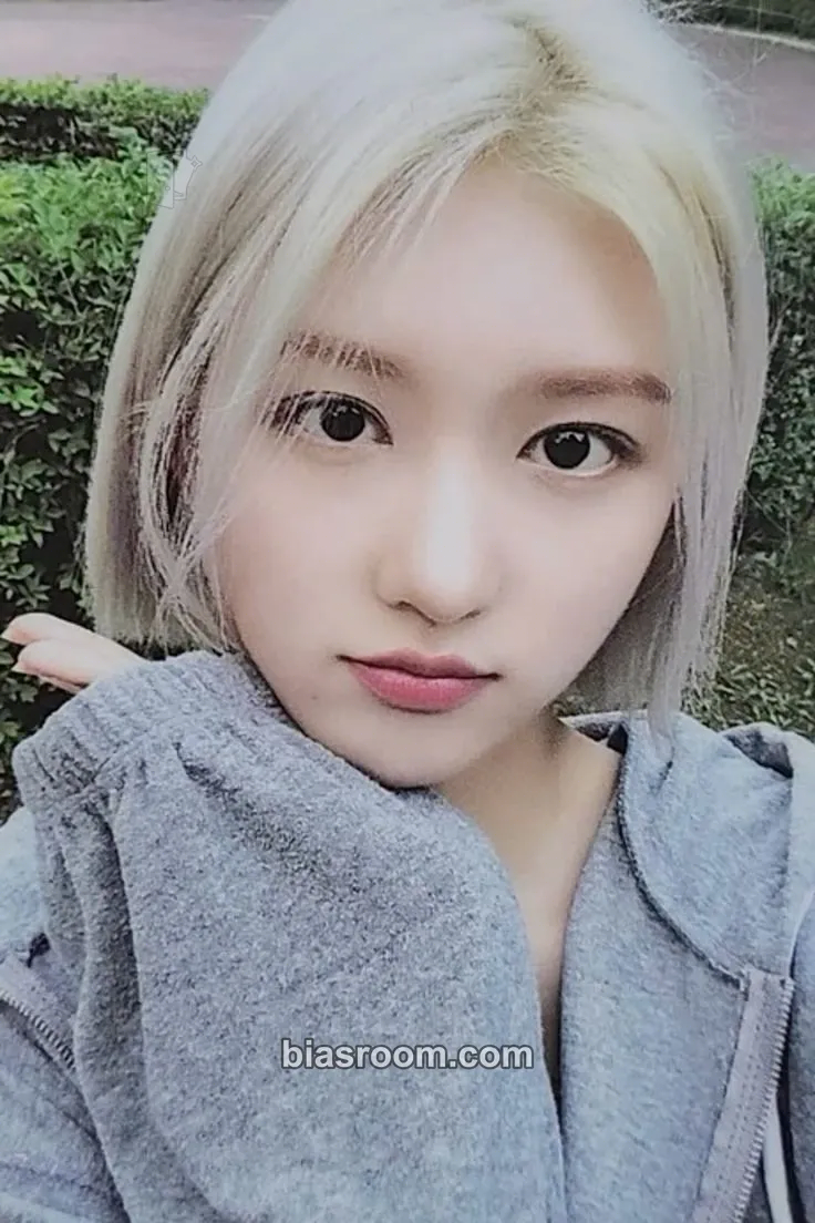 Gaeul After LIKE Photocard - IVE - IVE K-pop photocard