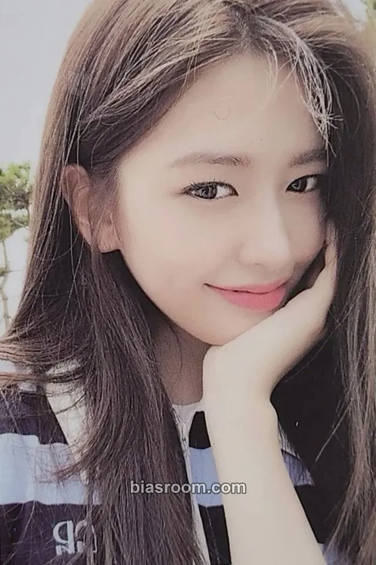 Yujin After LIKE Photocard - IVE - IVE K-pop photocard