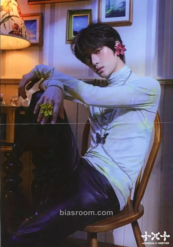 Beomgyu The Name Chapter: Temptation Photocard - TOMORROW X TOGETHER - TOMORROW X TOGETHER K-pop photocard