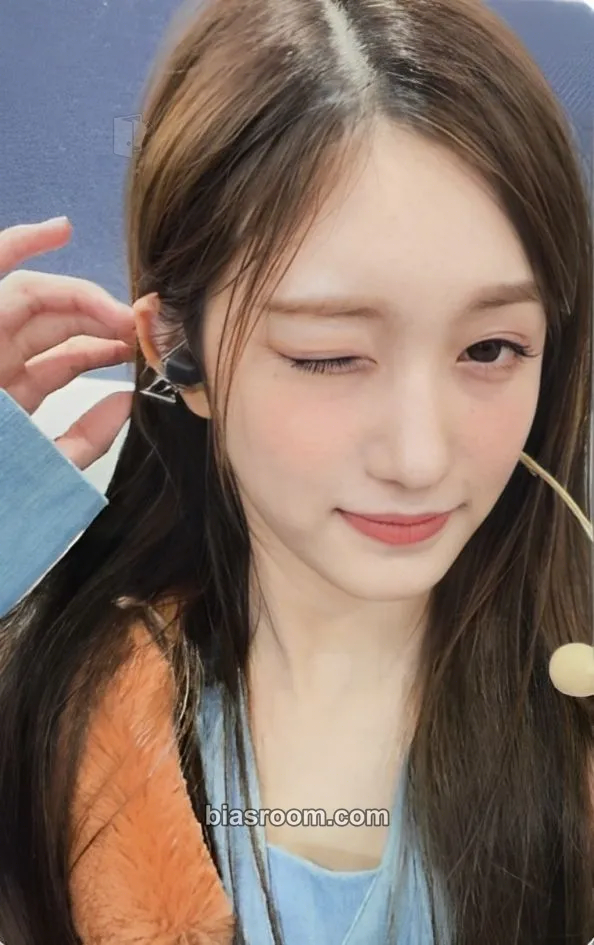 Leeseo After LIKE Photocard - IVE - IVE K-pop photocard